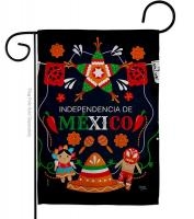 Independencia De Mexico Garden Flag