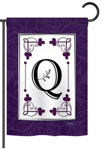 Classic Q Monogram Garden Flag