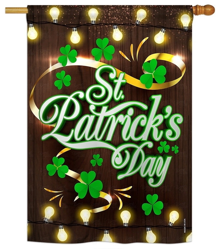 Lightful St. Patrick\'s Day House Flag