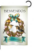 Bienvenidos a Nuestro Nido Garden Flag